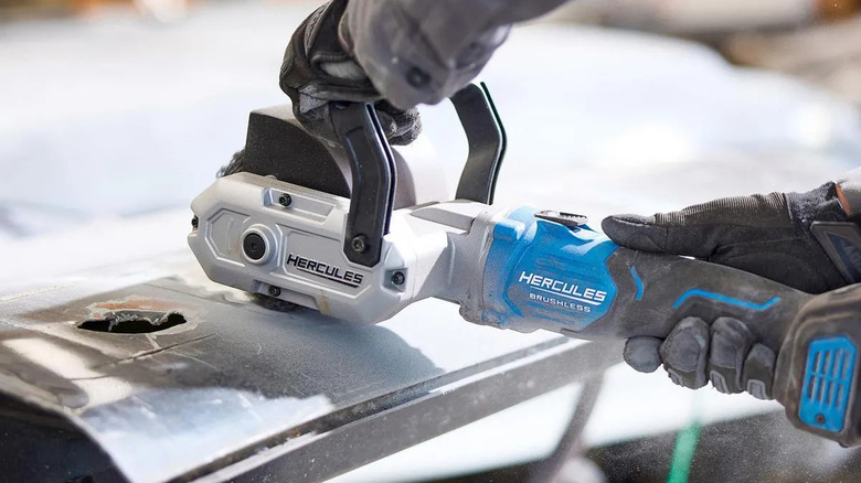 Hercules surface conditioning tool in use