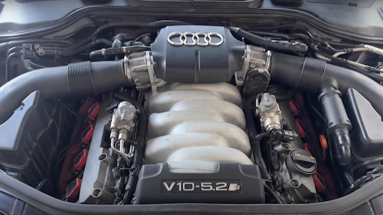 Audi S8 D3 5.2L FSI V10 engine