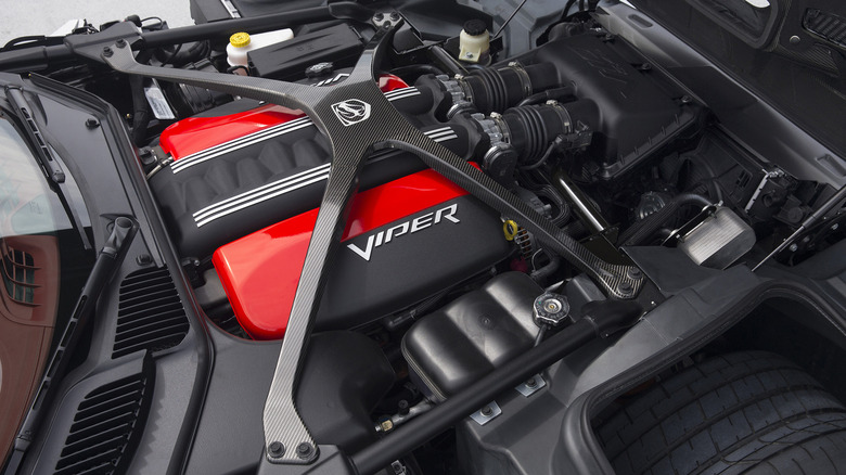 Dodge Viper VX ACR 8.4L V10 engine