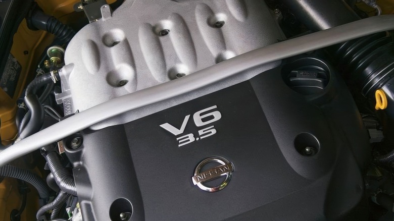 Nissan 350Z VQ35 3.5-liter V6 engine