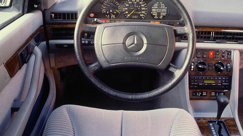 Mercedes-Benz W124 dashboard from the driver's seat with an automatic transmission