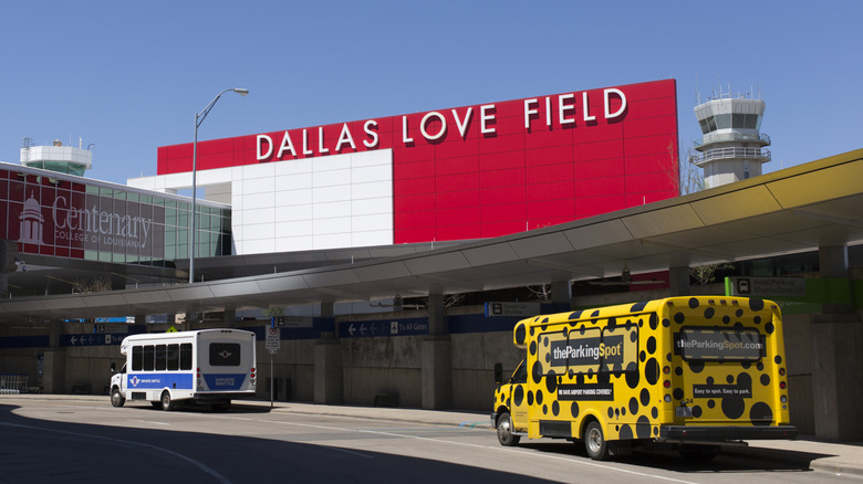 Dallas Love Field airport entrance