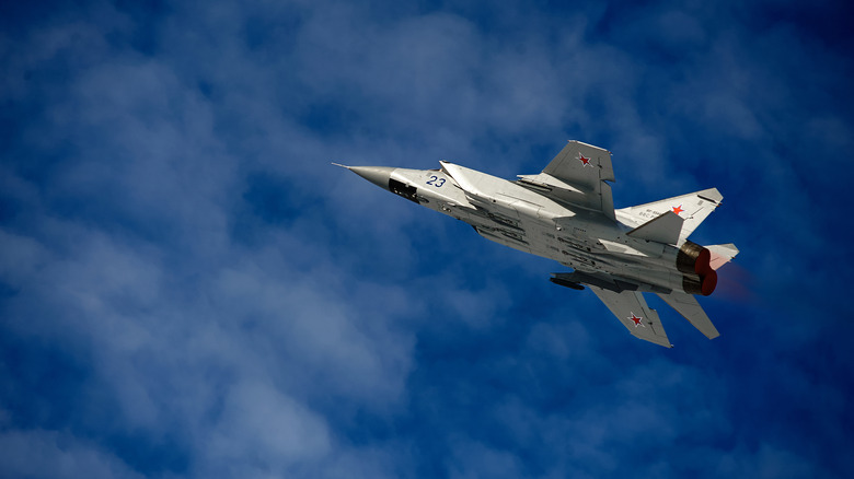Mikoyan MiG-31 mid-flight
