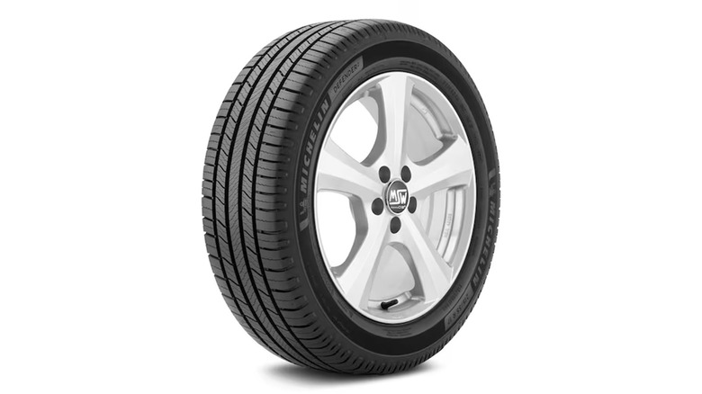 A stock image of a Michelin Defender2 tire