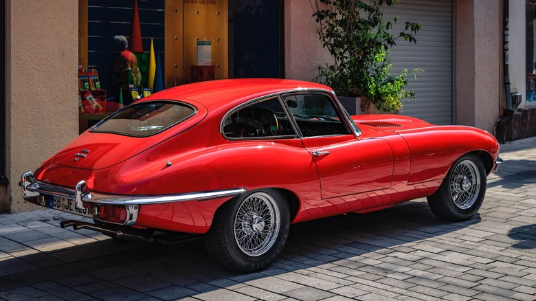 Series I Jaguar E-Type