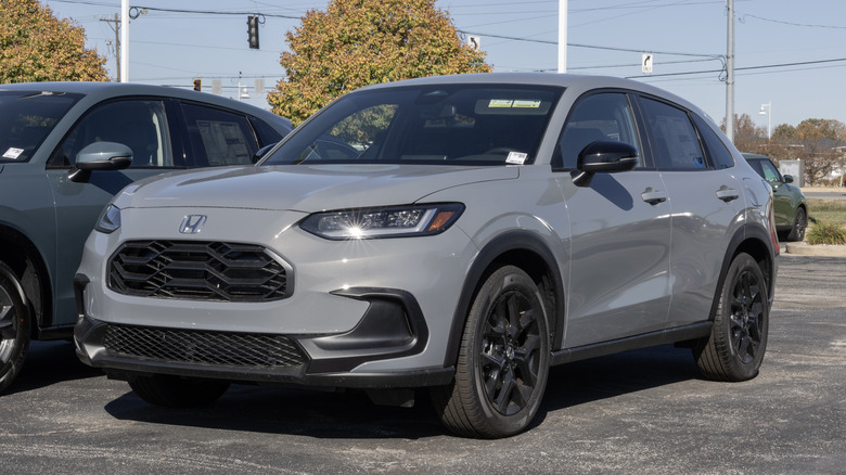 A grey 2025 Honda HR-V parked at a dealership