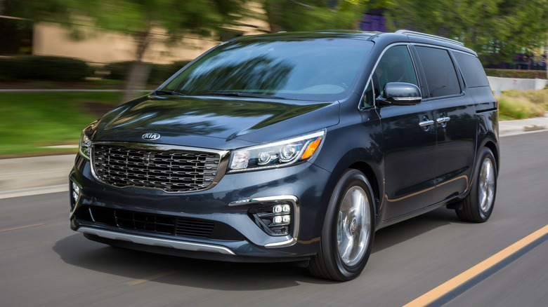 2020 Kia Sedona on the road