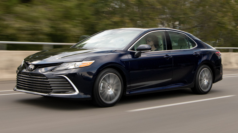 2021 Toyota Camry front 3/4 view