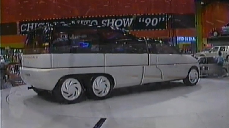 Plymouth Voyager III at Chicago Auto Show 1990