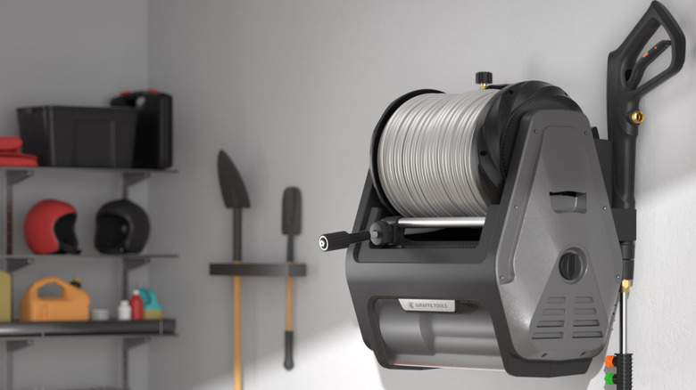 Electric pressure washer by Giraffe Tools in garage