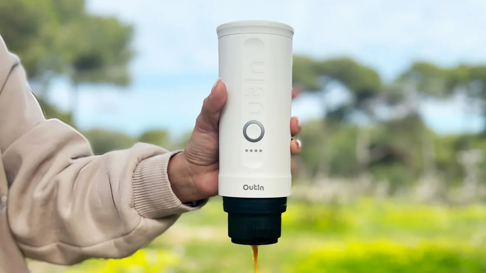 12 Practical Gadgets That Are Ideal For Fall Camping