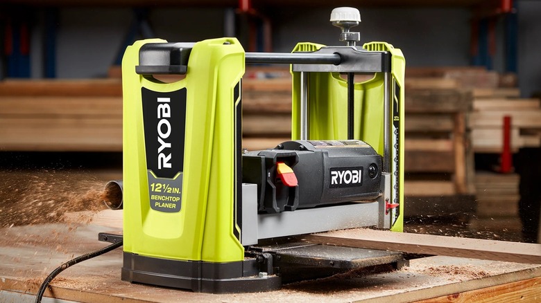 Ryobi wood planer on table