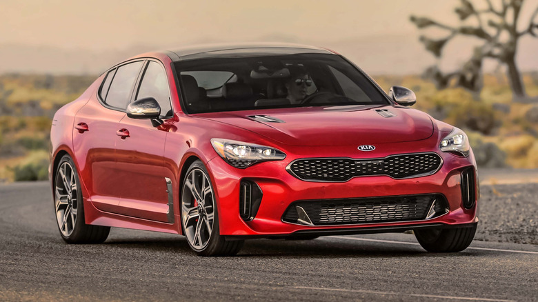Kia Stinger cornering at speed