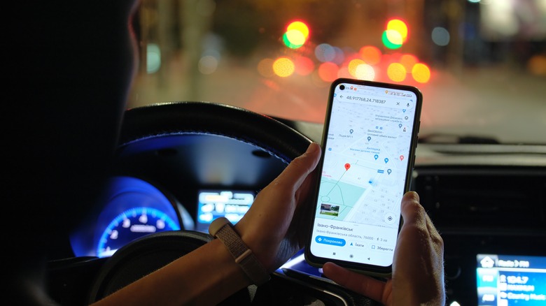 displaying directions on the windshield