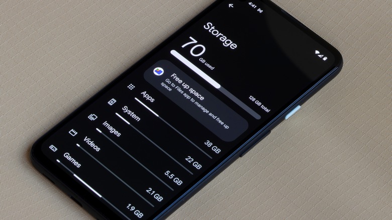 Storage space on an Android phone 