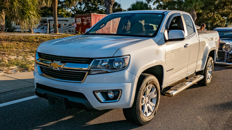 white Chevy Colorado