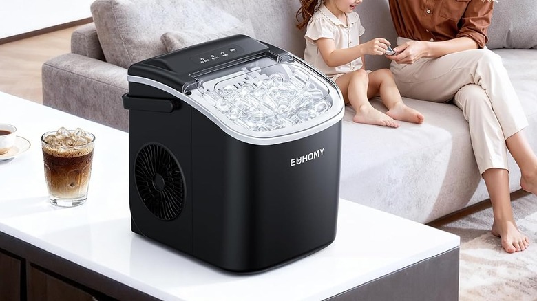 Euhomy ice maker on a bar