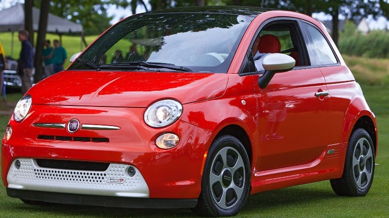 Red 2013 Fiat 500