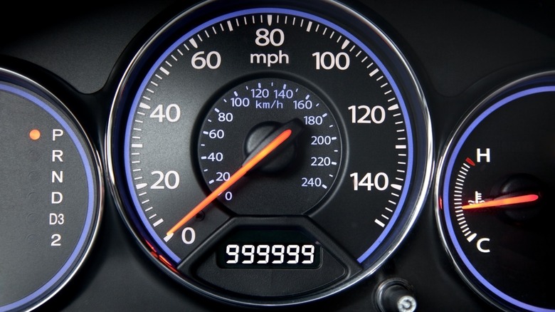 An odometer turning to a 1,000,000 miles