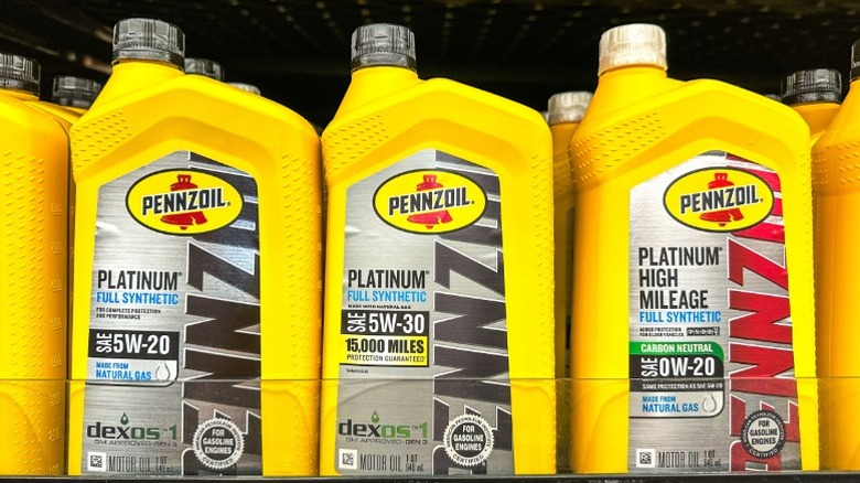 Bottles of pennzoil oil