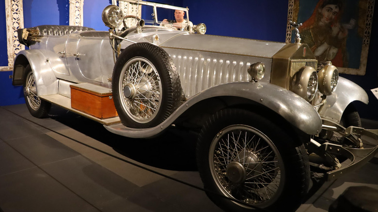 A silver 1926 Rolls-Royce Phantom Series I on display at the Hague in the Netherlands, at an indoor location.