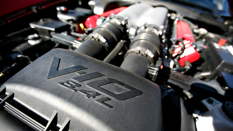 Dodge Vyper V-10