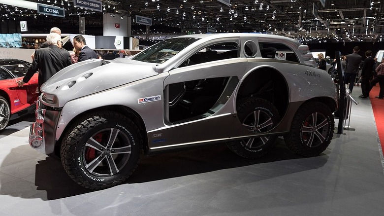 Sbarro 4x4+2 at Geneva Motor Show