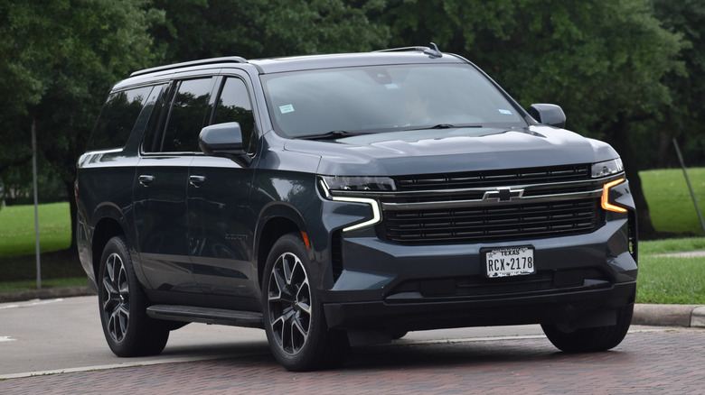 Chevy Suburban SUV in black