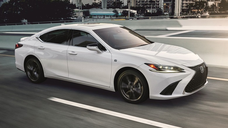 2025 Lexus ES at speed