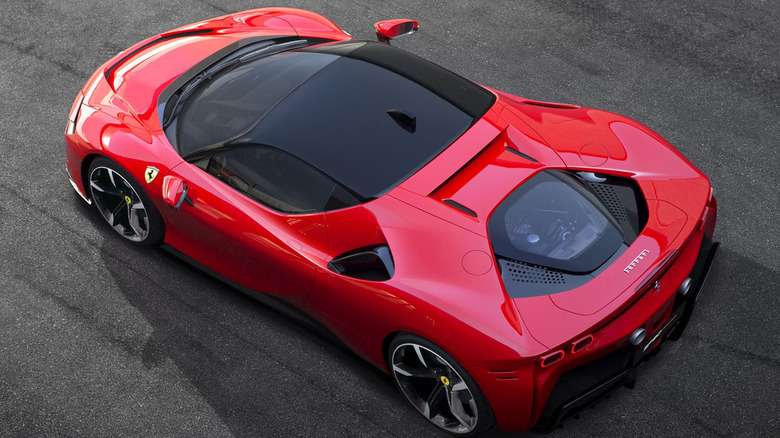 Overhead shot of Ferrari SF90 Stradale