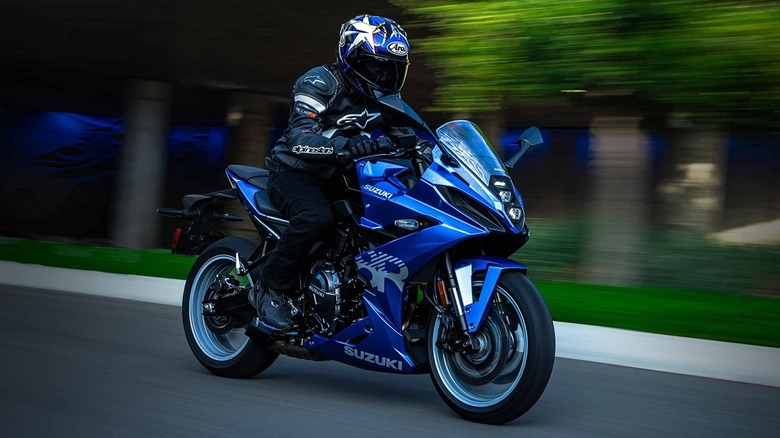 Suzuki GSX-8R motorcycle being ridden on a country road