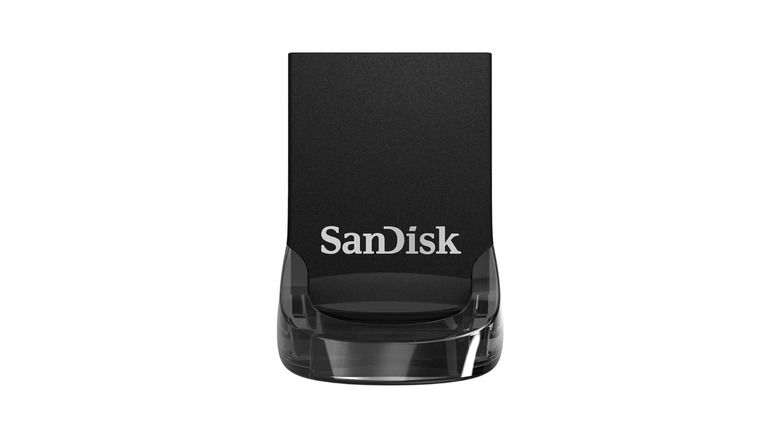 SanDisk 128 GB Ultra Fit USB flash drive