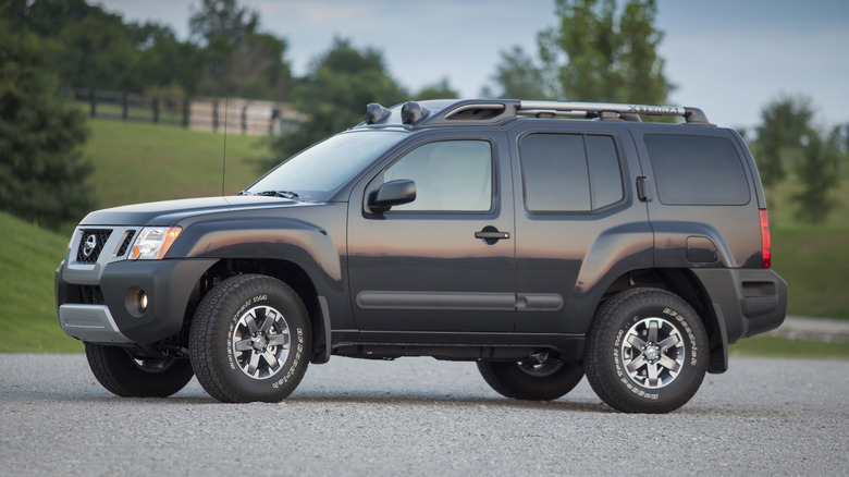Nissan Xterra profile