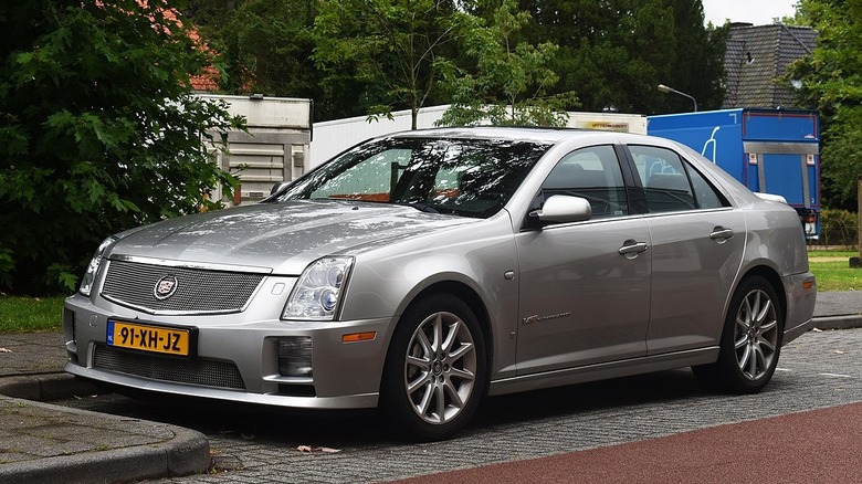 Cadillac STS-V front 3/4
