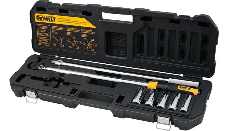 ½-Inch Drive Torque Wrench Tire Change Kit (7-Piece)