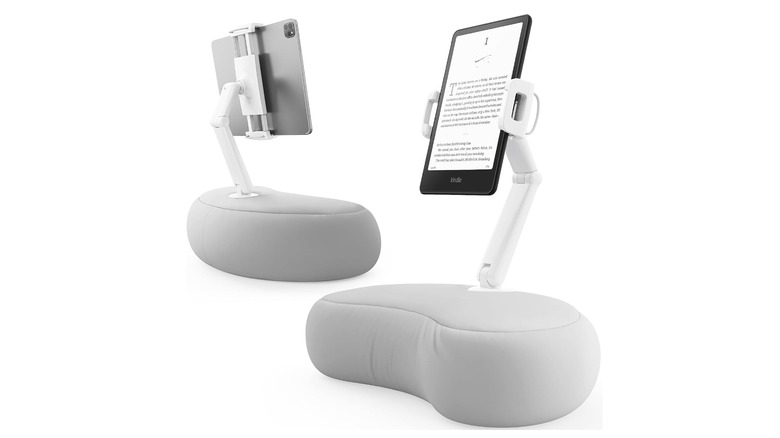 Saiji Pillow tablet stand for Kindle and other tablets