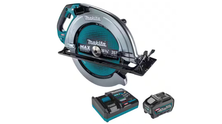 40 V Max XGT 16‑5/16″ Circular Saw on display