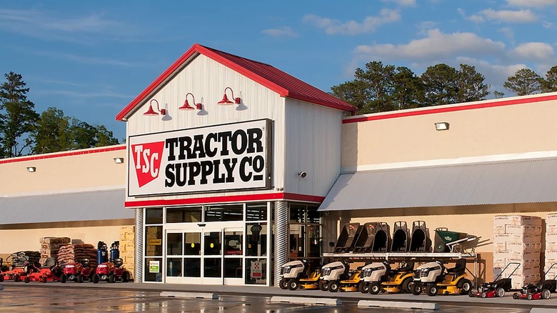 Tractor Supply store-front with different machines placed across the store walls.
