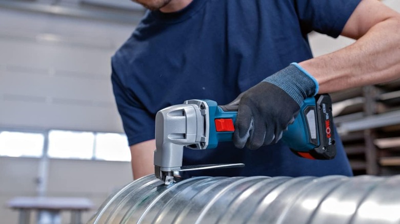 cutting round sheet metal stock with 16 gauge shear