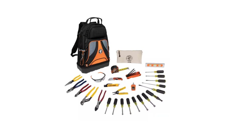 Tradesman Pro 17.5-inch Backpack with 28-Piece Tool Set