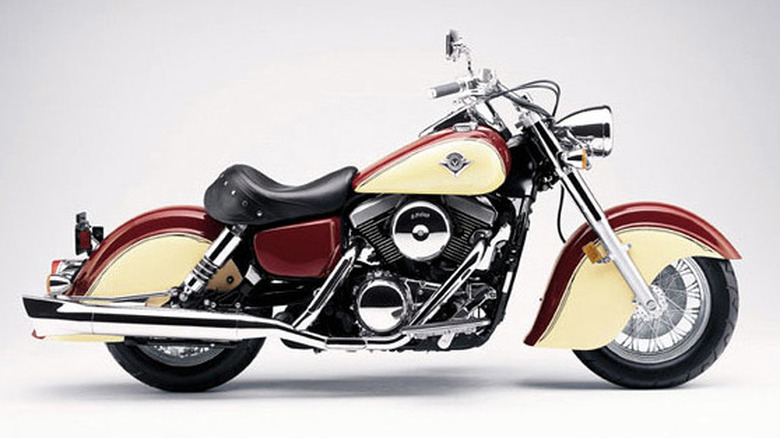 2001 Kawasaki Vulcan 1500 Drifter in white and red