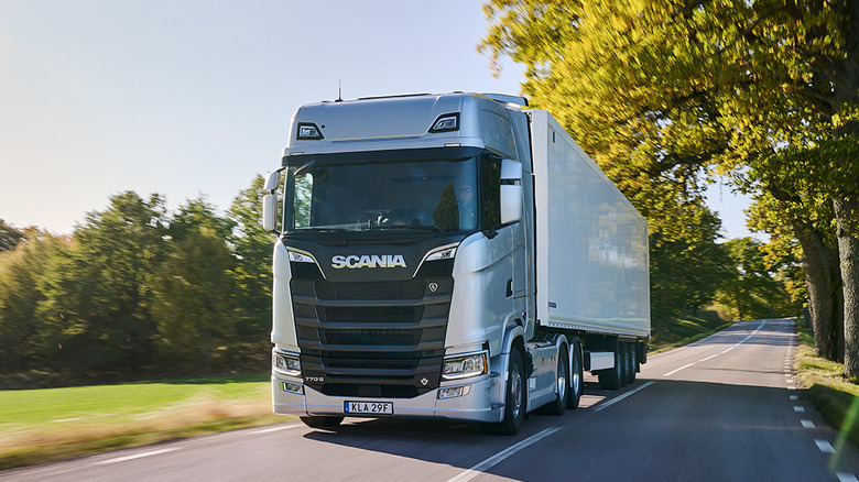 Scania semi truck with a DC16 V8 turbodiesel engine front 3/4 view