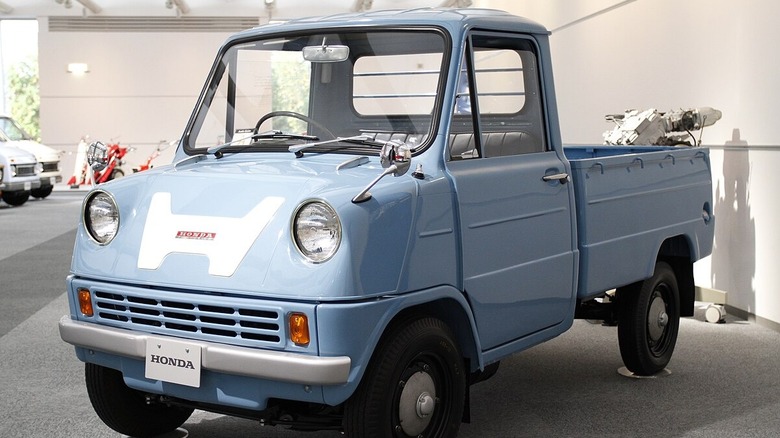 Blue 1963 Honda T360 mini truck