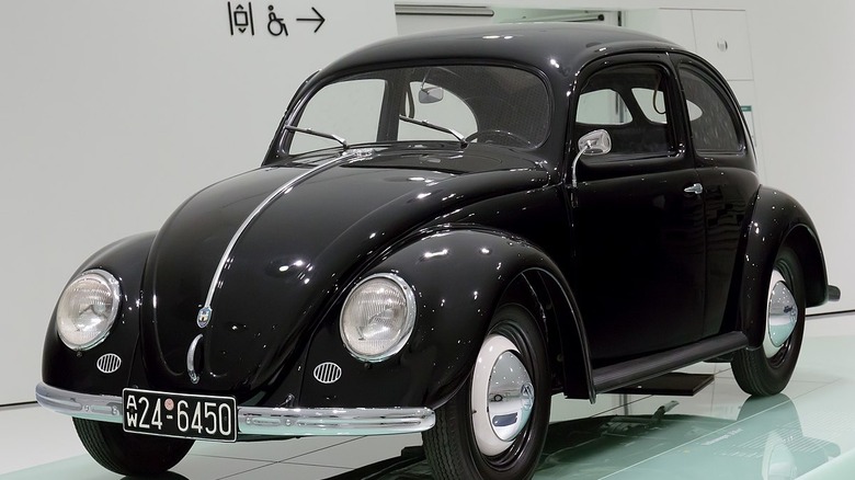 Black Type 1 Volkswagen beetle