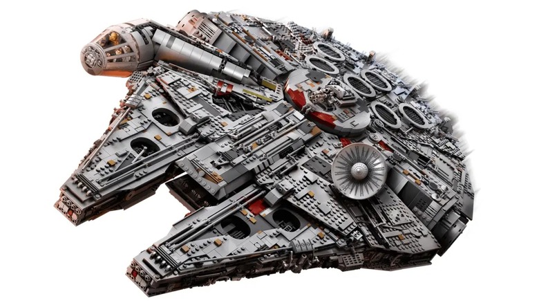 lego ucs star wars millennium falcon set