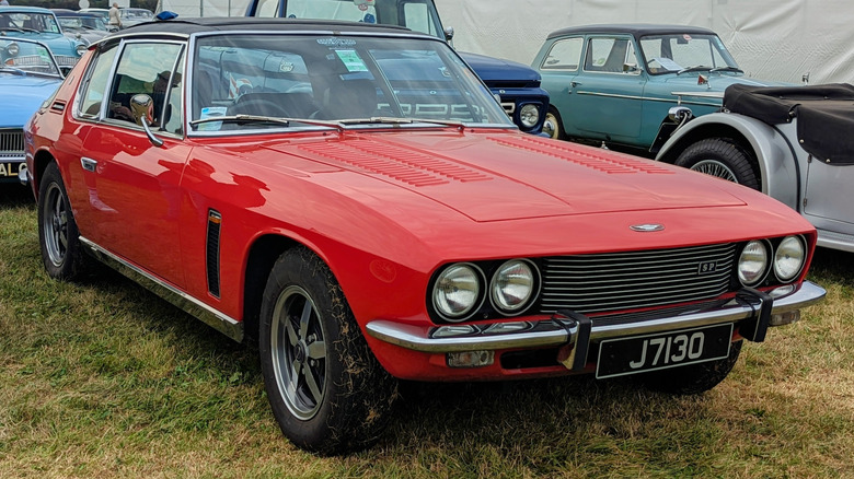 Jensen Interceptor SP '71 at a car meet
