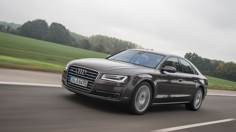 2013-2017 Audi A8 4.2 TDI Quattro front 3/4 view