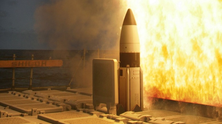 rim-161 standard missile 3 launch