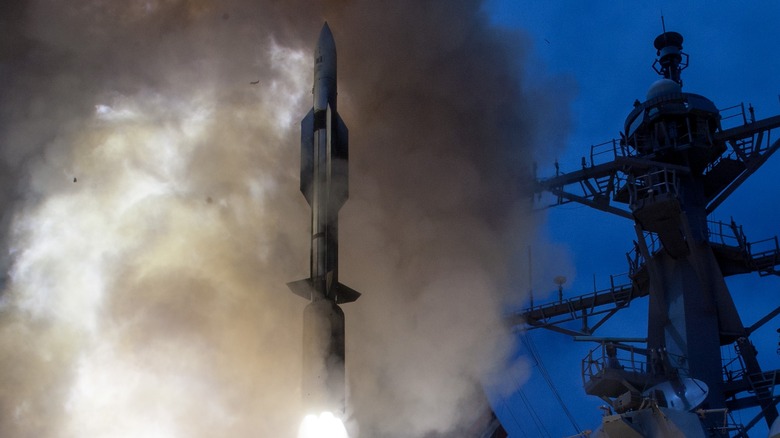 uss john paul pones rim-174 standard eram launch