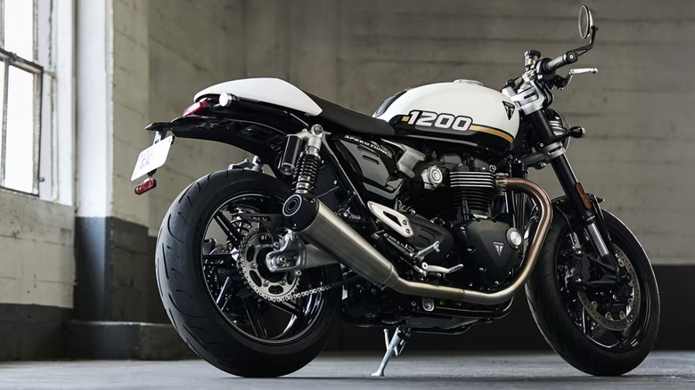 Triumph Speed Twin 1200 parked in a garage